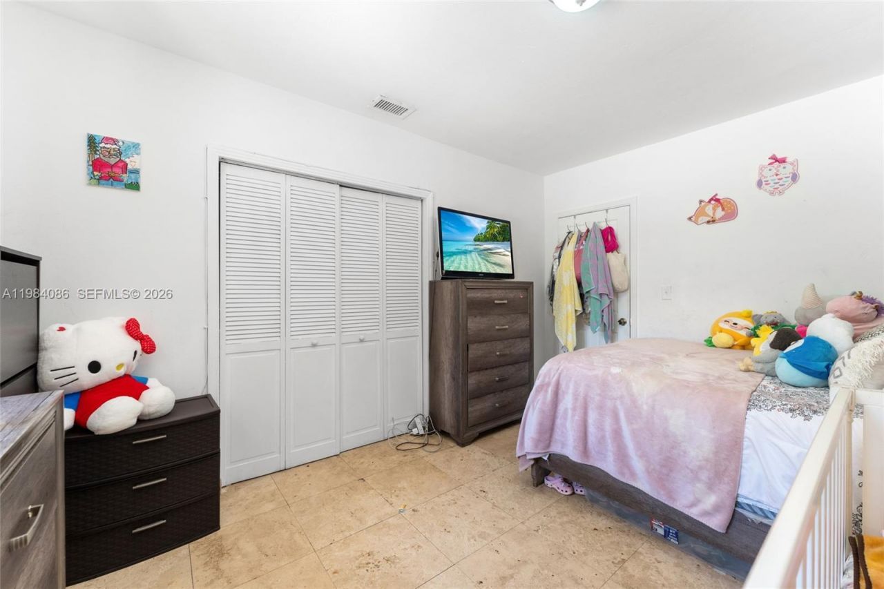 2054 Alton Rd , Miami Beach, FL 33140 Photo