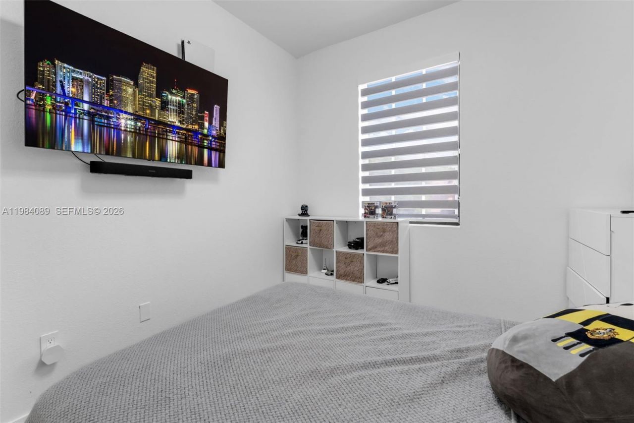 617 SW 11th St, Florida City, FL 33034 Photo