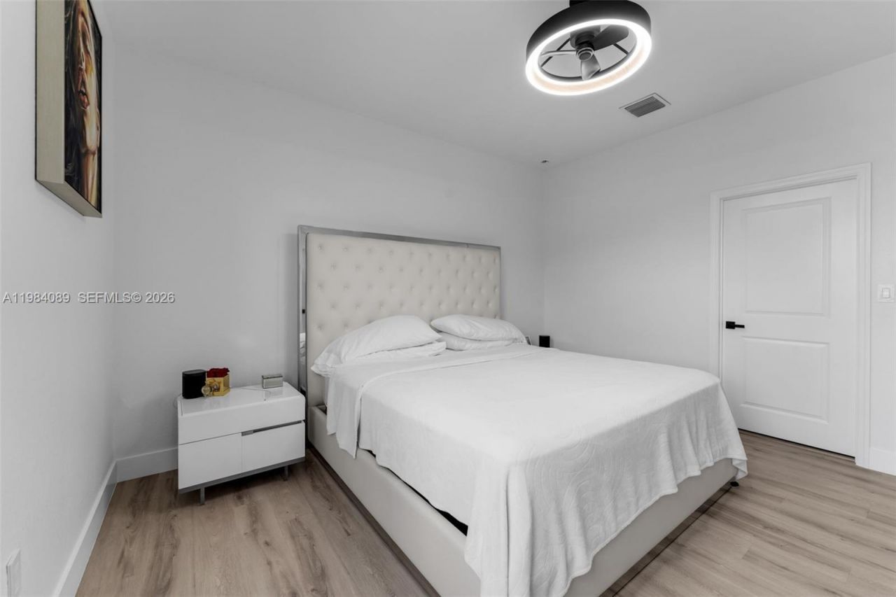 617 SW 11th St, Florida City, FL 33034 Photo