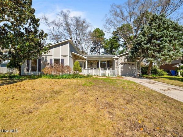 6014 Shearwater Drive, Fayetteville, NC 28304