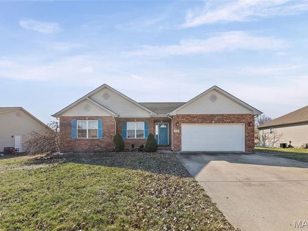 1009 Pine Street, New Baden, IL 62265