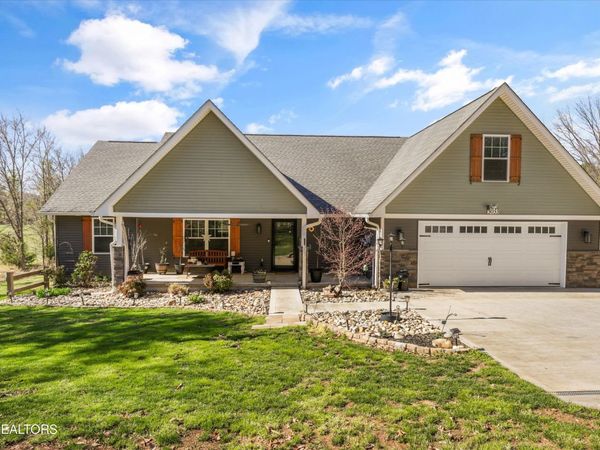 3033 Lazy River Lane, Sevierville, TN 37876