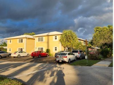 1420 SE 4th Avenue Se, Unit 2, Pompano Beach, FL 33060 Photo