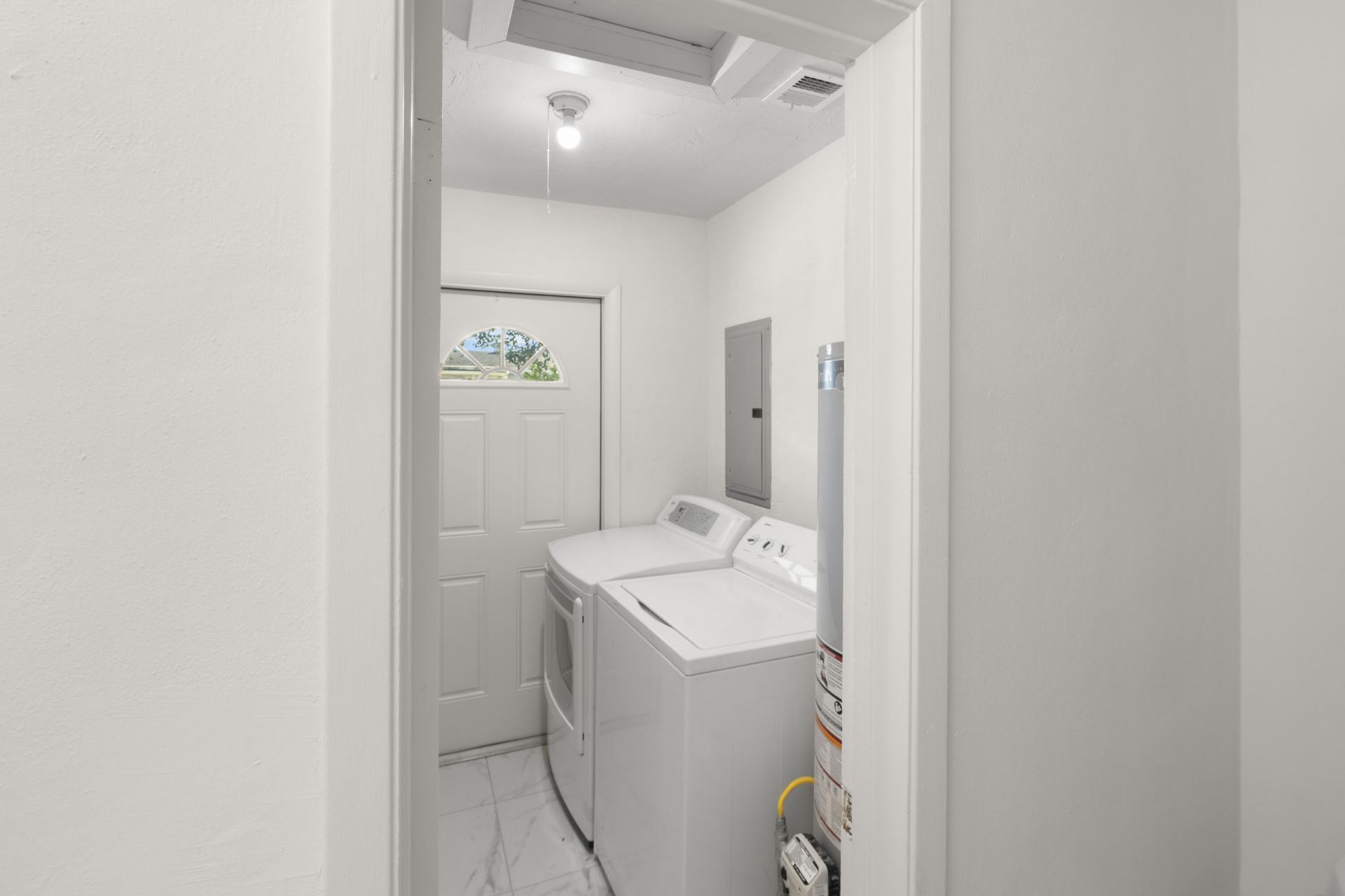 621 N 71st Avenue, Hollywood, FL 33024 Photo