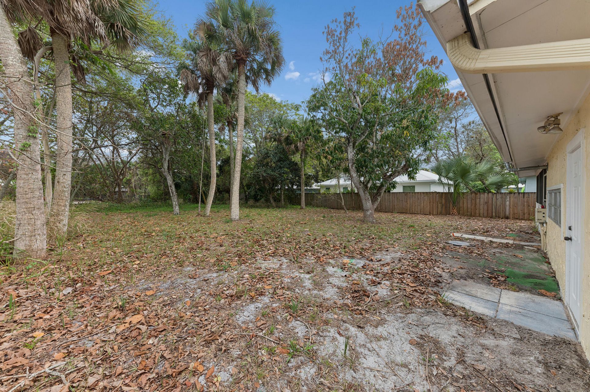 521 SW Halpatiokee Street, Stuart, FL 34994 Photo