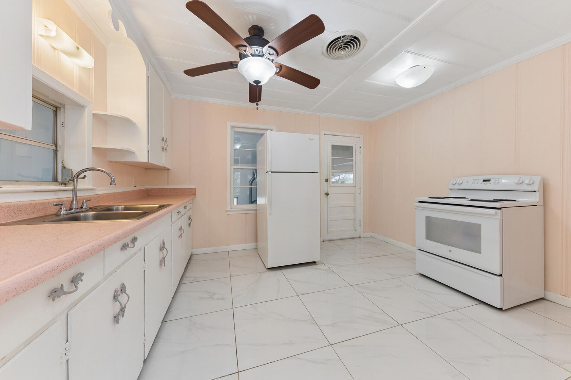 521 SW Halpatiokee Street, Stuart, FL 34994 Photo