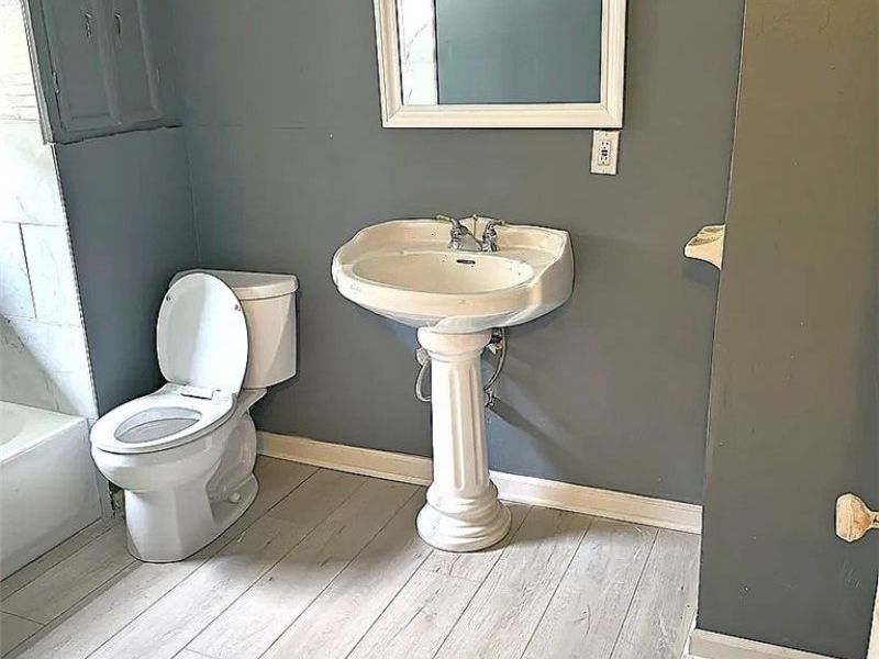 877 Hammel Street, Akron, OH 44306 Photo 5