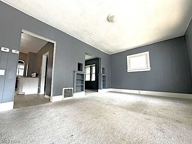 877 Hammel Street, Akron, OH 44306 Photo 8