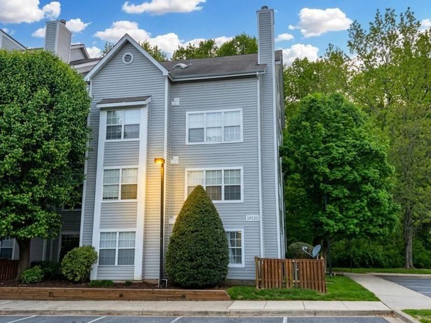 18520 Boysenberry Drive, Unit 166, Gaithersburg, MD 20879 Main Photo