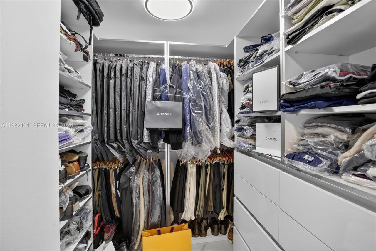 4000 Island Blvd, Unit 2301, Aventura, FL 33160 Photo