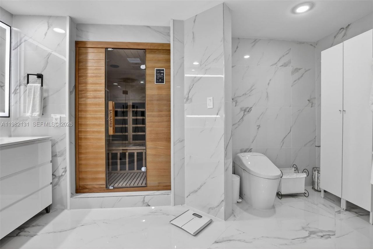 4000 Island Blvd, Unit 2301, Aventura, FL 33160 Photo