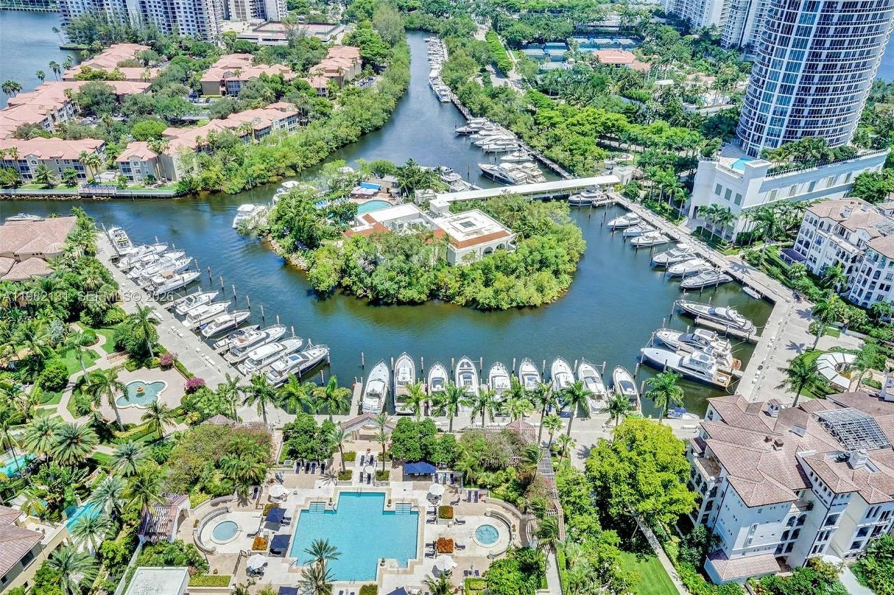 4000 Island Blvd, Unit 2301, Aventura, FL 33160 Photo