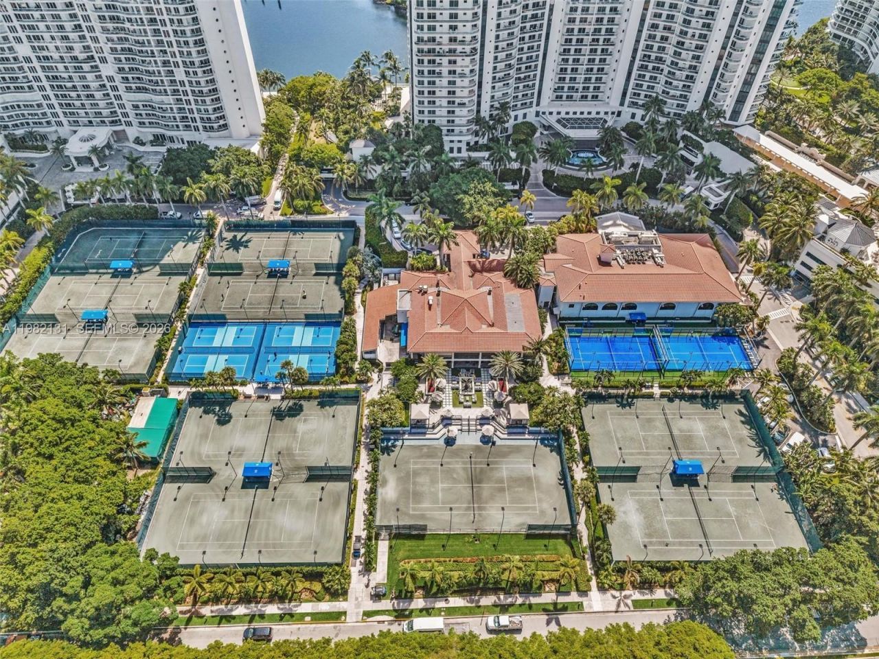 4000 Island Blvd, Unit 2301, Aventura, FL 33160 Photo