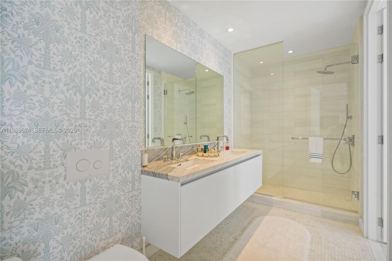 700 NE 26th Ter , Unit 2404, Miami, FL 33137 Photo