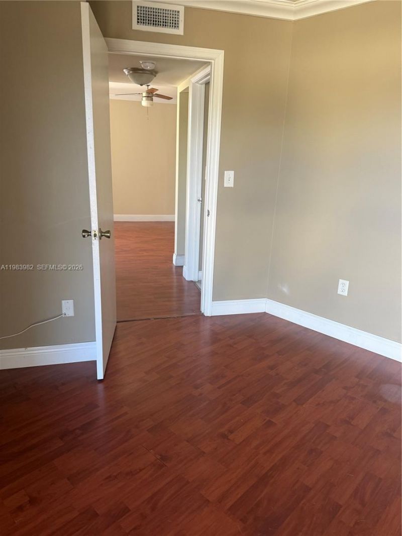 7165 NW 186th St, Unit A204, Hialeah, FL 33015 Photo