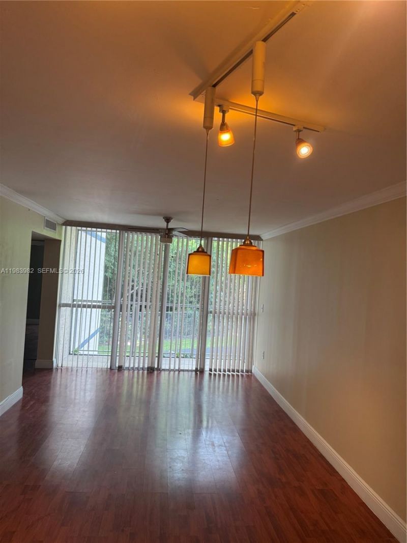 7165 NW 186th St, Unit A204, Hialeah, FL 33015 Photo