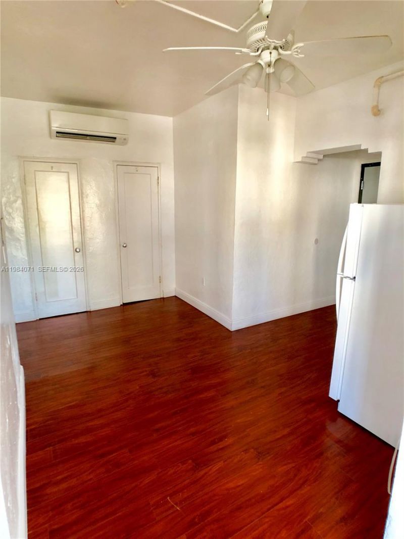 901 Collins Ave , Unit 201, Miami Beach, FL 33139 Photo
