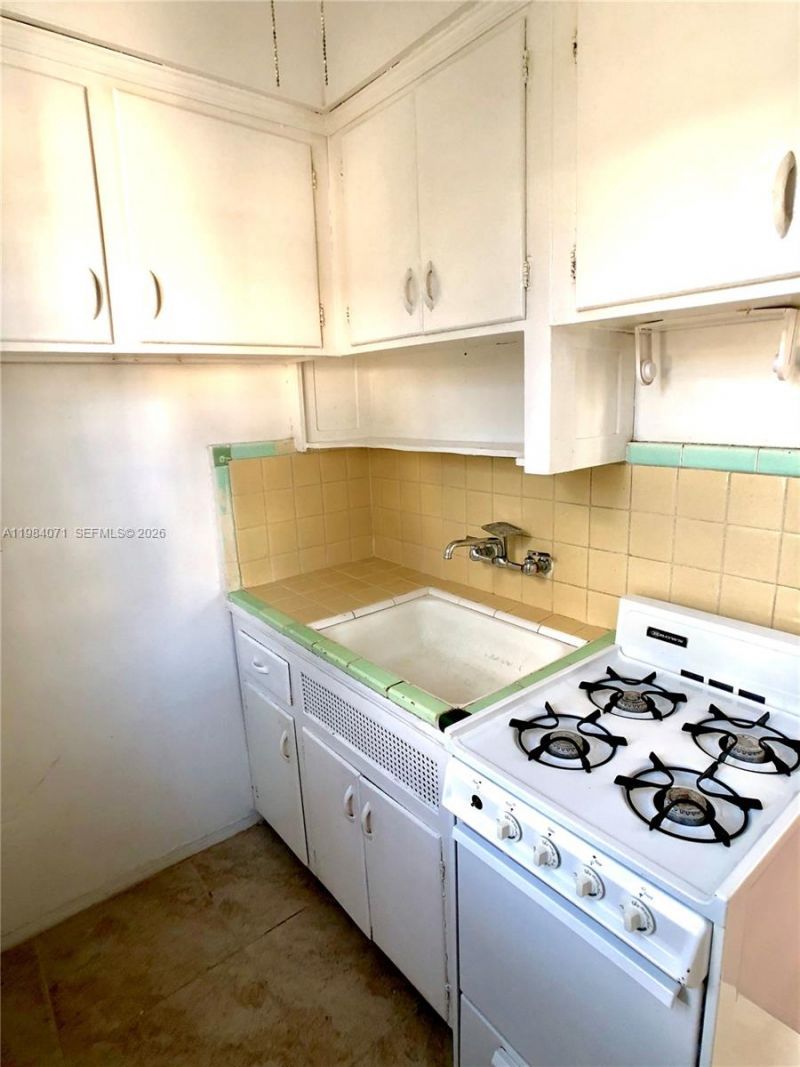 901 Collins Ave , Unit 201, Miami Beach, FL 33139 Photo