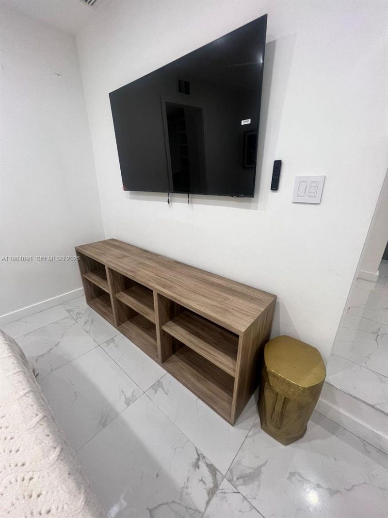 1220 NW 37th Ave, Miami, FL 33125 Photo