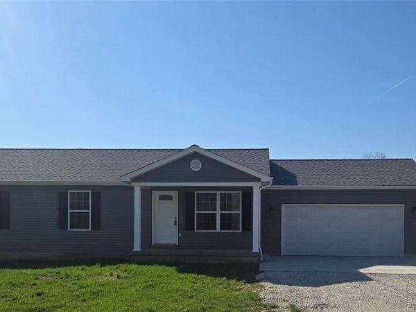 221 Sycamore Creek Drive , Winfield, MO 63389