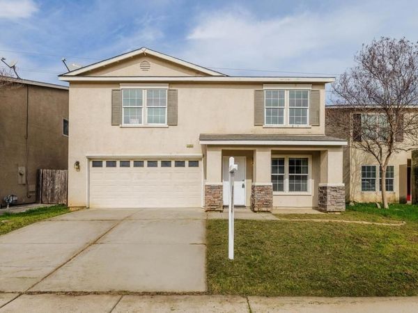 1255 Day Light Dr, Merced, CA 95348