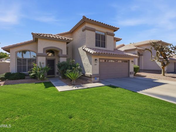 1699 E OLIVE Avenue, Gilbert, AZ 85234