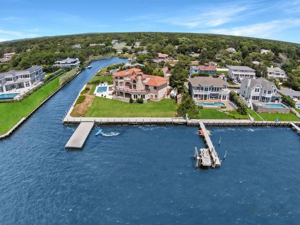 13 Seatuck Lane , Remsenburg, NY 11960