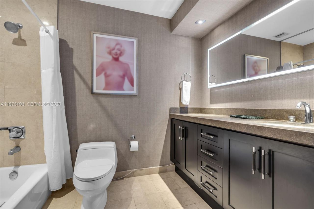 848 Brickell Key Dr , Unit LPH4401, Miami, FL 33131 Photo