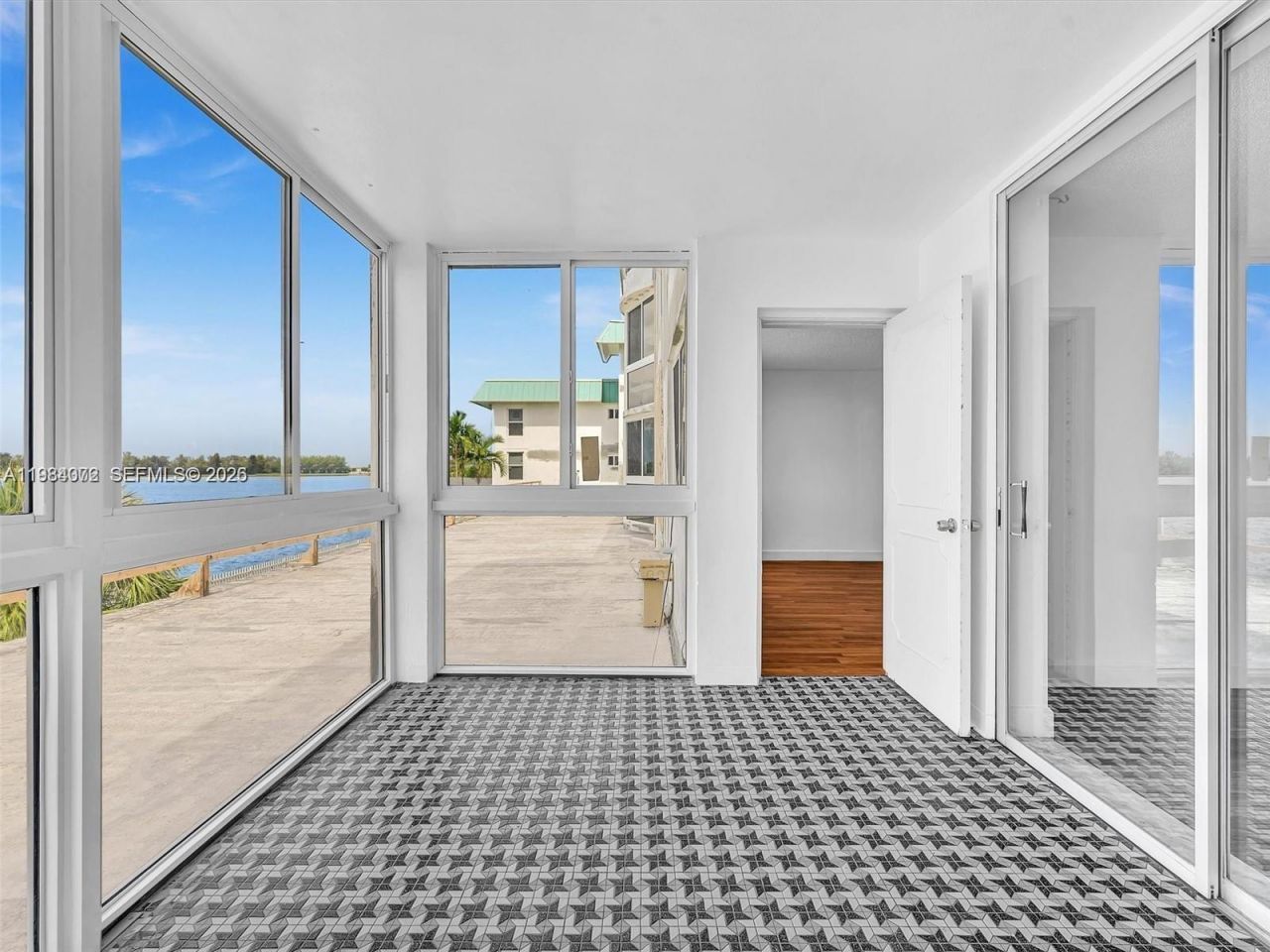 1170 NE 191st St , Unit 24, Miami, FL 33179 Photo