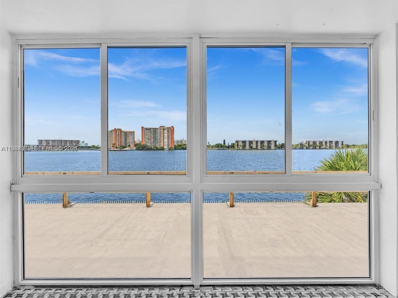 1170 NE 191st St , Unit 24, Miami, FL 33179 Photo