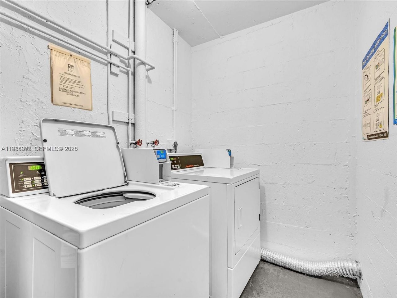 1170 NE 191st St , Unit 24, Miami, FL 33179 Photo