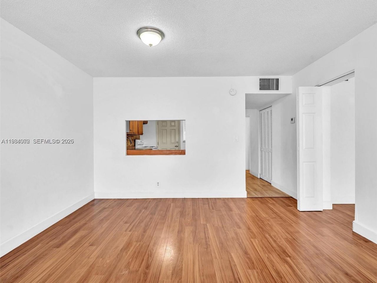 1170 NE 191st St , Unit 24, Miami, FL 33179 Photo