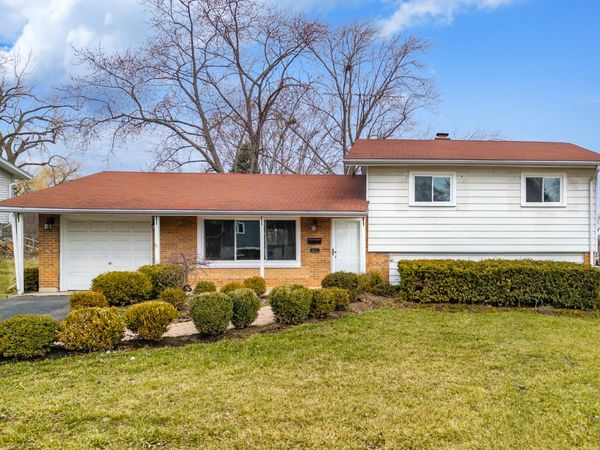 500 Colgate Court , Hoffman Estates, IL 60169