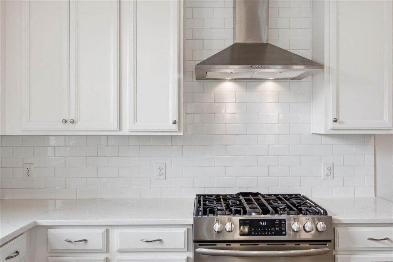 4619 Scout Alley Photo 17