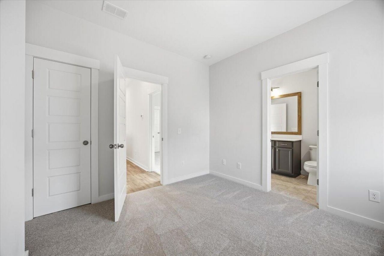 4619 Scout Alley Photo 32