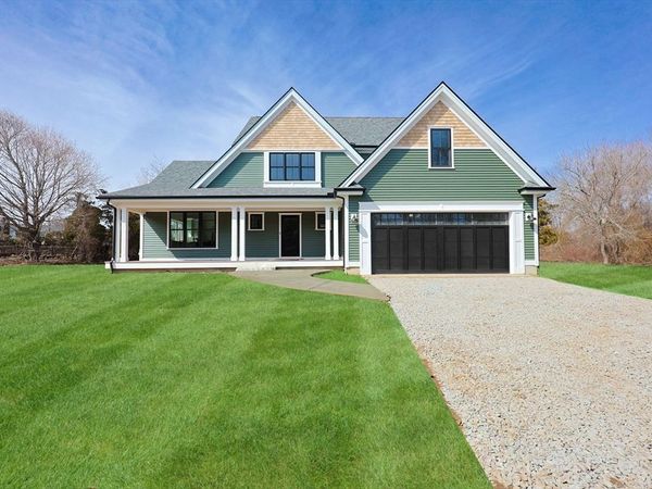 723 Wilbur Ave, Swansea, MA 02777