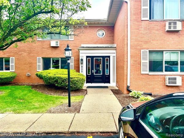 805 Plate Street, Rochester, MI 48307