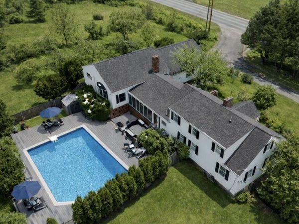 2897 Route 2, Hermon, ME 04401