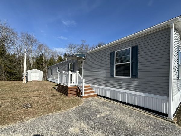 9 Stevens Drive , Lisbon, ME 04252
