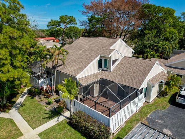 302 Summerwinds Lane, Jupiter, FL 33458