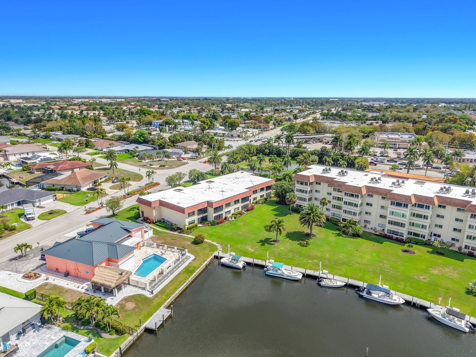 4277 Mariner Way, Unit 218, Fort Myers, FL 33919 Photo