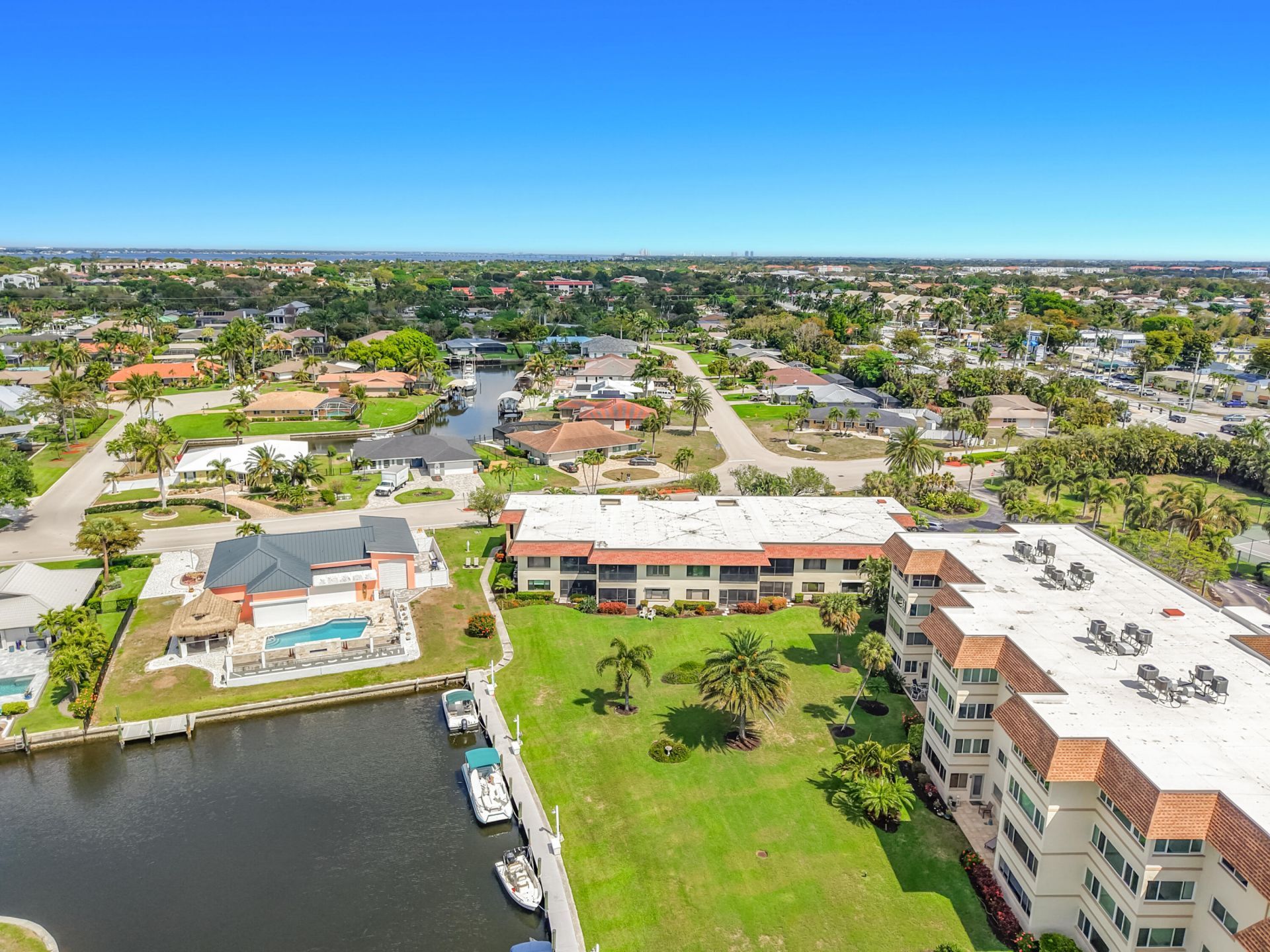 4277 Mariner Way, Unit 218, Fort Myers, FL 33919 Photo