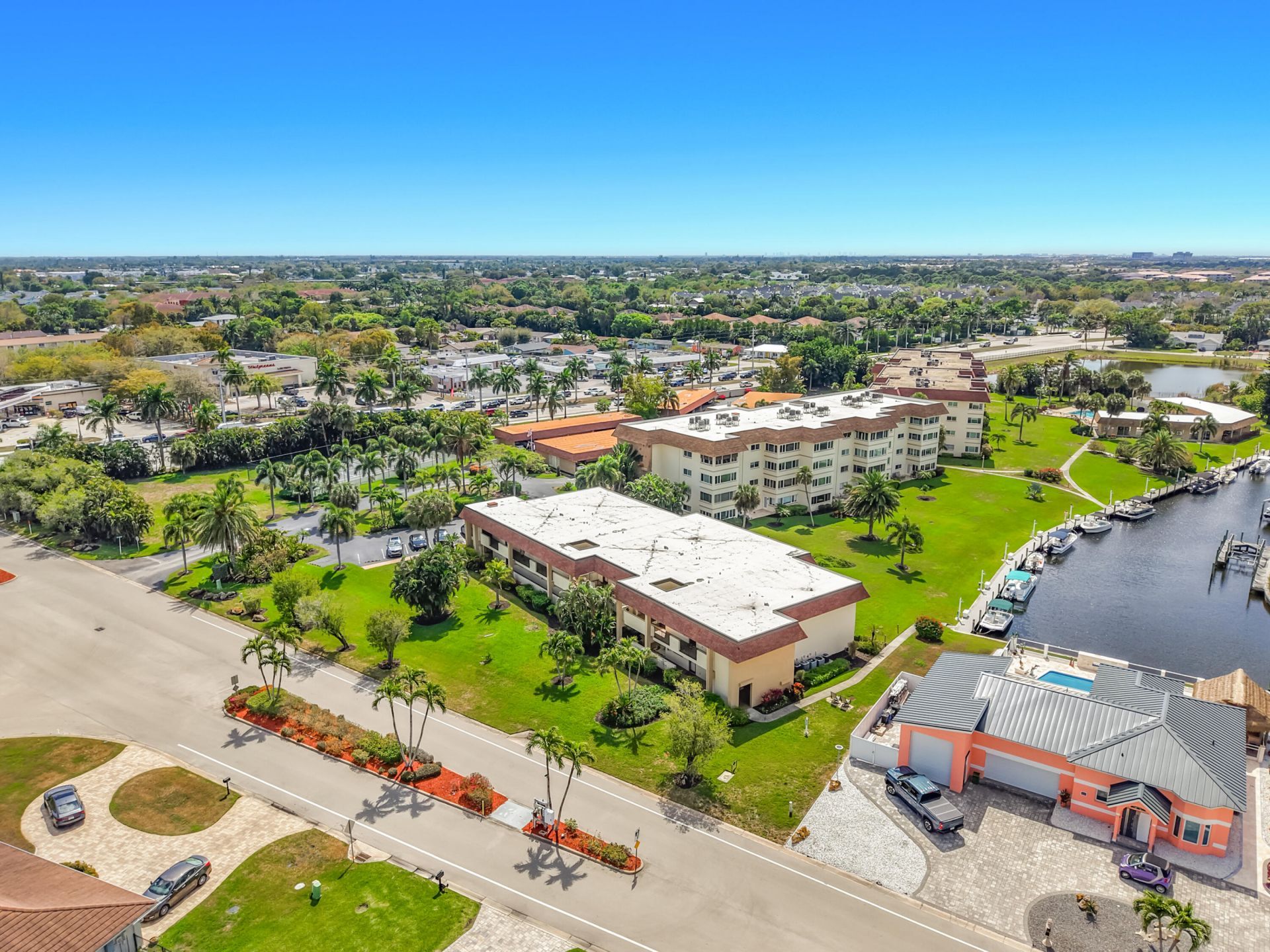 4277 Mariner Way, Unit 218, Fort Myers, FL 33919 Photo