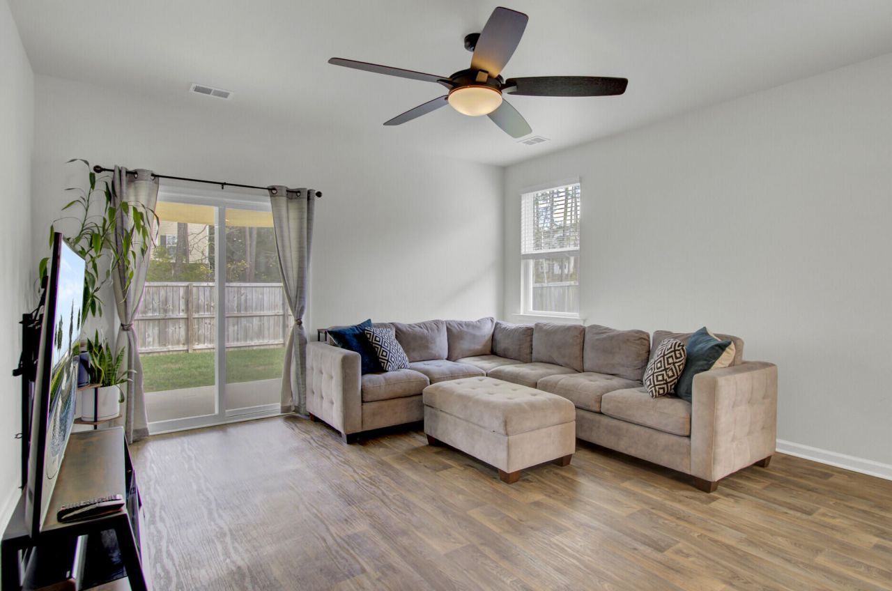 256 Sweet Cherry Lane Photo 17