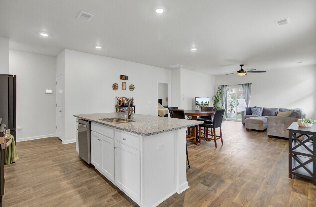 256 Sweet Cherry Lane Photo 3