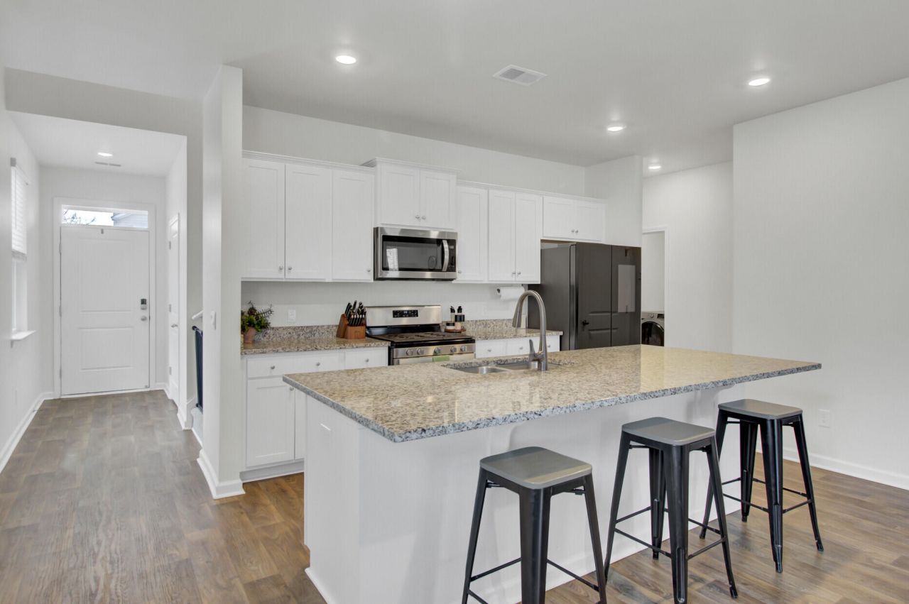 256 Sweet Cherry Lane Photo 4