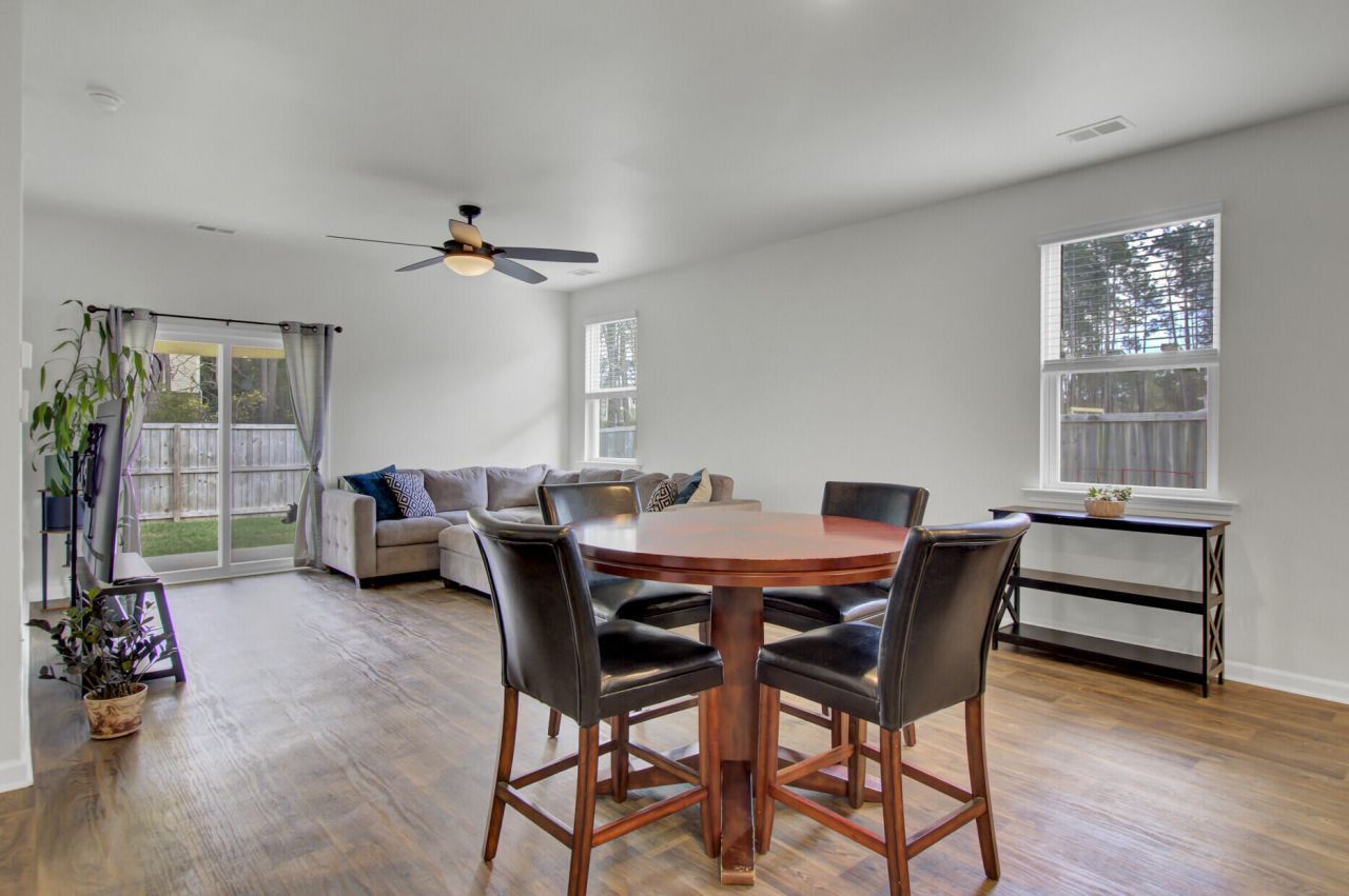 256 Sweet Cherry Lane Photo 6