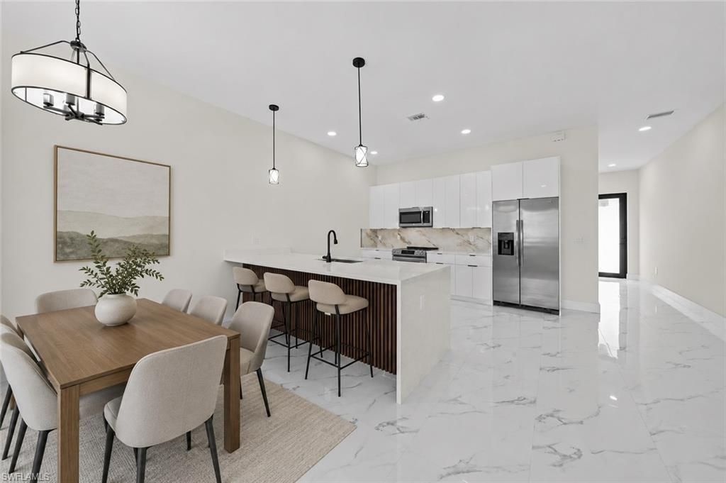 1024/1026 Diplomat Pkwy E, Cape Coral, FL 33909 Photo