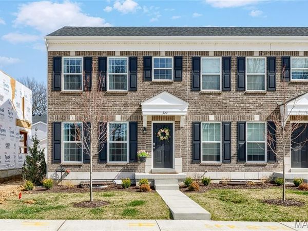 324 Fall Harvest Parkway , Wentzville, MO 63385