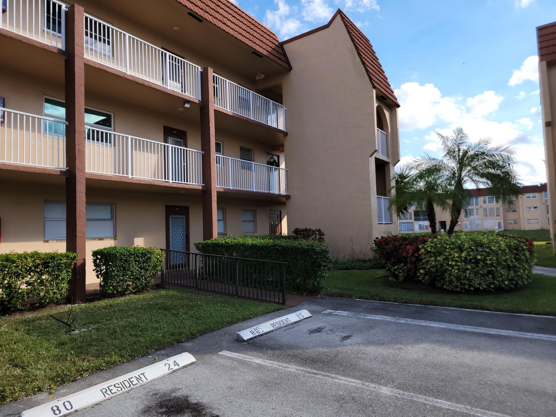8950 Sunrise Lakes Boulevard, Unit 112, Sunrise, FL 33322 Photo